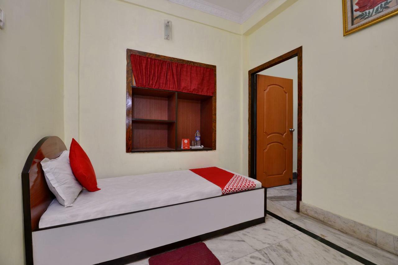 Oyo 3301 Maya International Hotel 3*